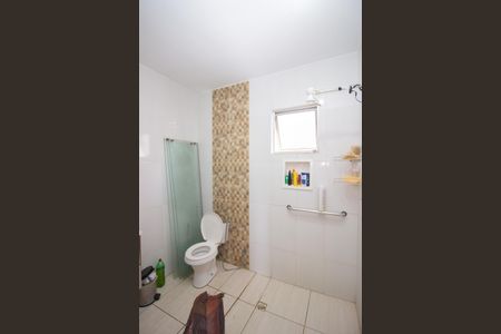 Casa à venda com 100m², 4 quartos e 3 vagasBanheiro Social
