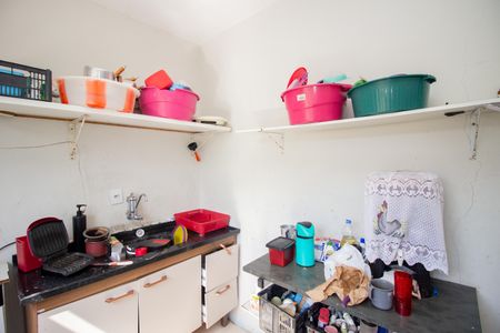 Casa à venda com 100m², 4 quartos e 3 vagasCozinha e Área de Serviço