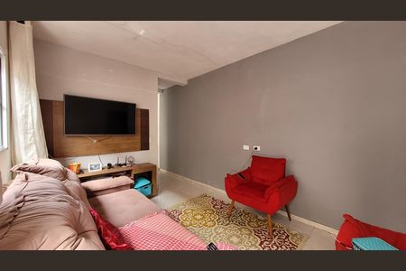 Sala de casa para alugar com 2 quartos, 120m² em Parque Recanto Monica, Itaquaquecetuba