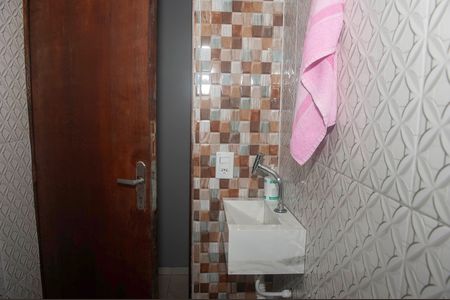 Casa para alugar com 120m², 2 quartos e 4 vagas Casa para alugar com 120m², 2 quartos e 4 vagasBanheiro