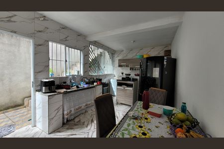 Casa para alugar com 120m², 2 quartos e 4 vagas Casa para alugar com 120m², 2 quartos e 4 vagasCozinha