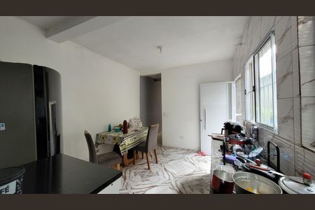 Casa para alugar com 120m², 2 quartos e 4 vagas Casa para alugar com 120m², 2 quartos e 4 vagasCozinha