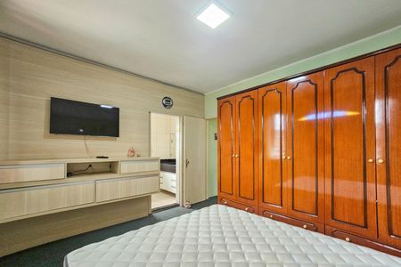 Casa para alugar com 360m², 3 quartos e 3 vagas