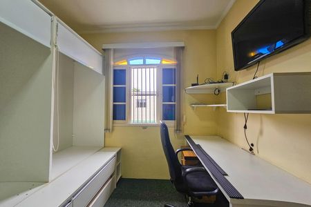 Casa para alugar com 360m², 3 quartos e 3 vagas