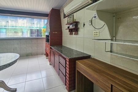 Casa para alugar com 360m², 3 quartos e 3 vagas