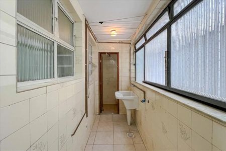 Apartamento para alugar com 70m², 2 quartos e 1 vaga