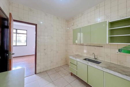 Cozinha de apartamento para alugar com 2 quartos, 70m² em Serra, Belo Horizonte
