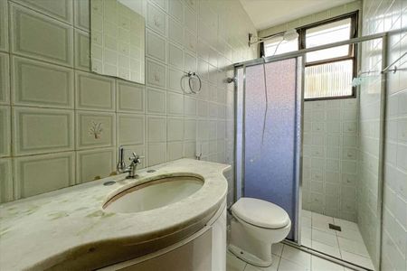 Apartamento para alugar com 70m², 2 quartos e 1 vaga