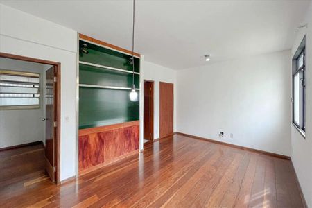 Sala de apartamento para alugar com 2 quartos, 70m² em Serra, Belo Horizonte