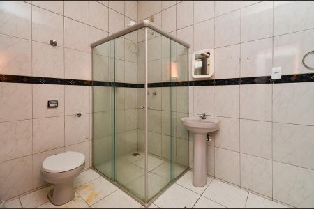 Casa para alugar com 140m², 3 quartos e 4 vagasBanheiro Social