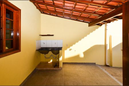 Casa para alugar com 140m², 3 quartos e 4 vagasÁrea de Serviço