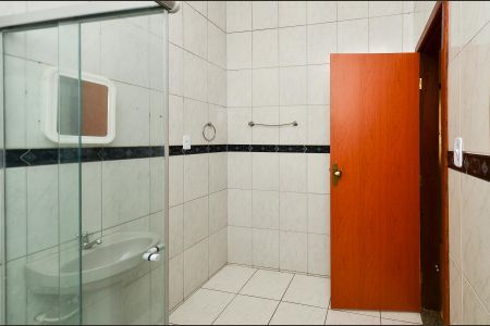 Casa para alugar com 140m², 3 quartos e 4 vagasBanheiro Social