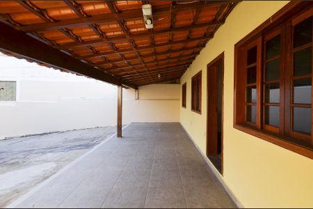 Casa para alugar com 140m², 3 quartos e 4 vagasVaranda