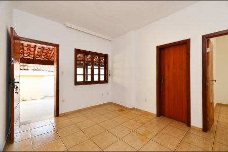 Sala de Estar de casa para alugar com 3 quartos, 140m² em Renascença, Belo Horizonte