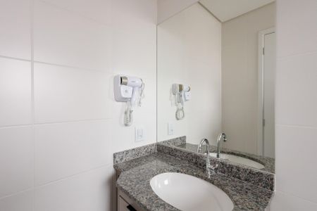 Studio para alugar com 45m², 1 quarto e 1 vaga Studio para alugar com 45m², 1 quarto e 1 vagaBanheiro