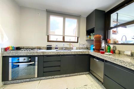Apartamento à venda com 93m², 3 quartos e 3 vagas Apartamento à venda com 93m², 3 quartos e 3 vagasCozinha