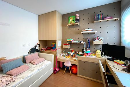 Apartamento à venda com 93m², 3 quartos e 3 vagas Apartamento à venda com 93m², 3 quartos e 3 vagasQuarto 3
