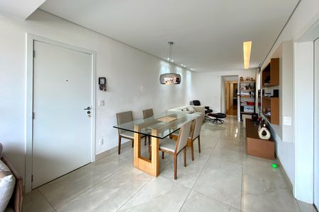 Apartamento à venda com 93m², 3 quartos e 3 vagas Apartamento à venda com 93m², 3 quartos e 3 vagasSala