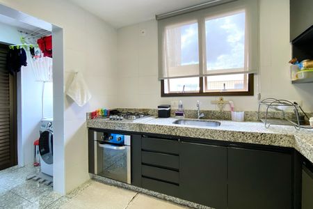 Apartamento à venda com 93m², 3 quartos e 3 vagas Apartamento à venda com 93m², 3 quartos e 3 vagasCozinha