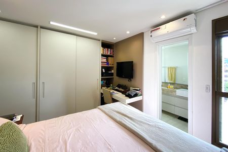 Apartamento à venda com 93m², 3 quartos e 3 vagas Apartamento à venda com 93m², 3 quartos e 3 vagasSuite