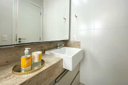 Apartamento à venda com 93m², 3 quartos e 3 vagas Apartamento à venda com 93m², 3 quartos e 3 vagasBanheiro da Suíte 1