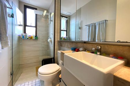 Apartamento à venda com 93m², 3 quartos e 3 vagas Apartamento à venda com 93m², 3 quartos e 3 vagasBanheiro