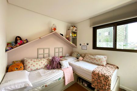 Apartamento à venda com 93m², 3 quartos e 3 vagas Apartamento à venda com 93m², 3 quartos e 3 vagasQuarto 2