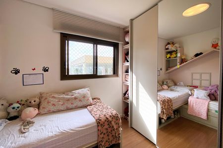 Apartamento à venda com 93m², 3 quartos e 3 vagas Apartamento à venda com 93m², 3 quartos e 3 vagasQuarto 2