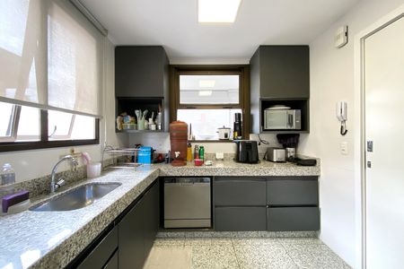 Apartamento à venda com 93m², 3 quartos e 3 vagas Apartamento à venda com 93m², 3 quartos e 3 vagasCozinha