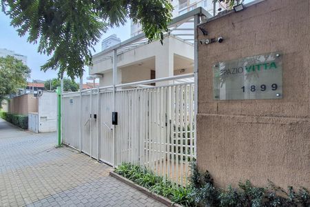Apartamento à venda com 61m², 3 quartos e 1 vaga Apartamento à venda com 61m², 3 quartos e 1 vagaFachada e portaria