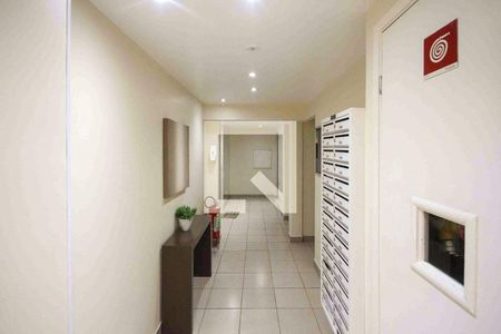 Apartamento à venda com 61m², 3 quartos e 1 vaga Apartamento à venda com 61m², 3 quartos e 1 vagaHall de entrada