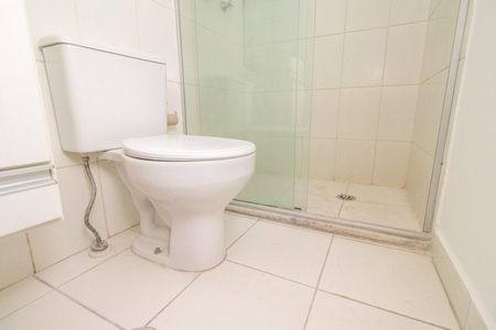 Apartamento à venda com 61m², 3 quartos e 1 vaga Apartamento à venda com 61m², 3 quartos e 1 vagaBanheiro Social