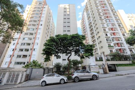 Apartamento à venda com 94m², 3 quartos e 1 vaga Apartamento à venda com 94m², 3 quartos e 1 vagaFachada