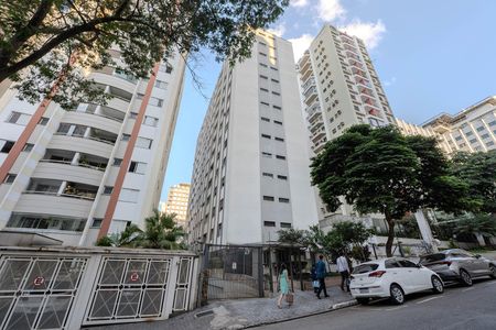 Apartamento à venda com 94m², 3 quartos e 1 vaga Apartamento à venda com 94m², 3 quartos e 1 vagaFachada