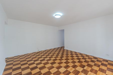 Apartamento à venda com 94m², 3 quartos e 1 vaga Apartamento à venda com 94m², 3 quartos e 1 vagaSala