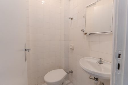 Apartamento à venda com 94m², 3 quartos e 1 vaga Apartamento à venda com 94m², 3 quartos e 1 vagaBanheiro de serviço