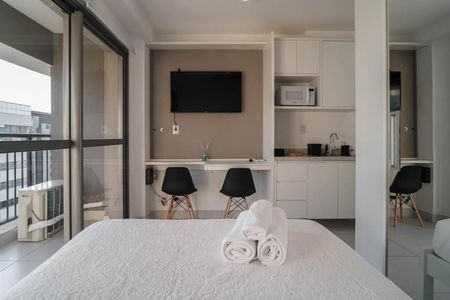 Sala/Quarto de apartamento à venda com 1 quarto, 24m² em Indianópolis, São Paulo