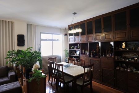 Sala de apartamento à venda com 3 quartos, 138m² em Santo Agostinho, Belo Horizonte