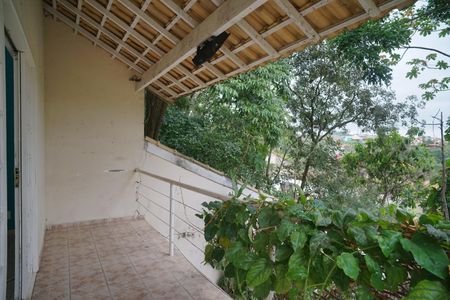 Casa para alugar com 230m², 3 quartos e 2 vagas Casa para alugar com 230m², 3 quartos e 2 vagasVaranda