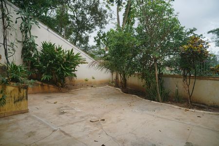 Casa para alugar com 230m², 3 quartos e 2 vagas Casa para alugar com 230m², 3 quartos e 2 vagasQuintal