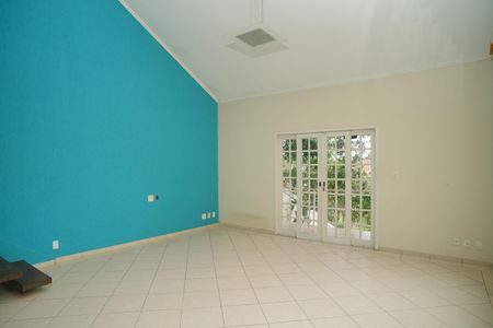 Casa para alugar com 230m², 3 quartos e 2 vagas Casa para alugar com 230m², 3 quartos e 2 vagasSala