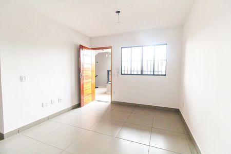 Apartamento à venda com 46m², 2 quartos e 1 vaga Apartamento à venda com 46m², 2 quartos e 1 vagaSala/Cozinha