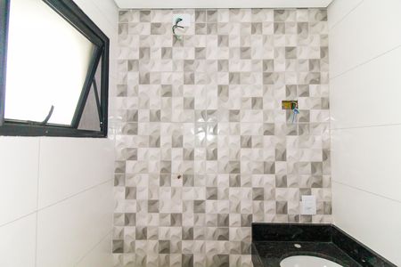 Apartamento à venda com 46m², 2 quartos e 1 vaga Apartamento à venda com 46m², 2 quartos e 1 vagaBanheiro
