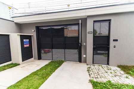 Apartamento à venda com 46m², 2 quartos e 1 vaga Apartamento à venda com 46m², 2 quartos e 1 vagaEntrada