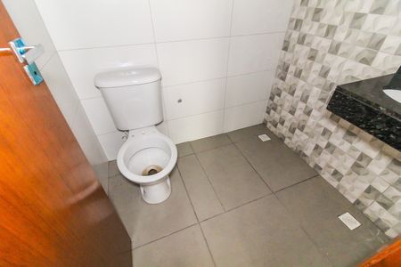 Apartamento à venda com 46m², 2 quartos e 1 vaga Apartamento à venda com 46m², 2 quartos e 1 vagaBanheiro