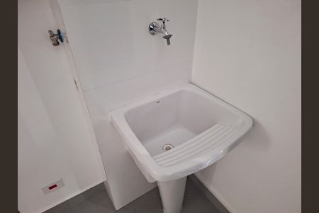 Sala/Cozinha de apartamento para alugar com 1 quarto, 30m² em Santana, São Paulo