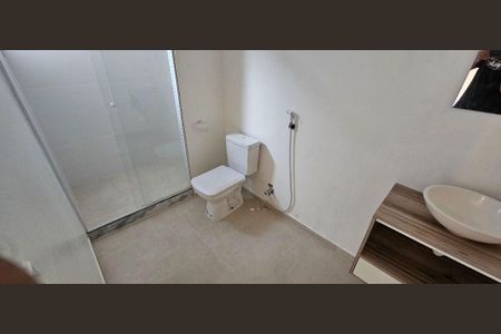 Casa à venda com 93m², 2 quartos e 2 vagas