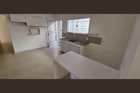 Casa à venda com 93m², 2 quartos e 2 vagas