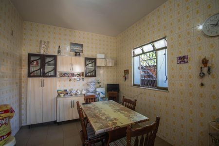 Casa para alugar com 150m², 3 quartos e 4 vagas Casa para alugar com 150m², 3 quartos e 4 vagasCozinha