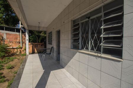 Casa para alugar com 150m², 3 quartos e 4 vagas Casa para alugar com 150m², 3 quartos e 4 vagasVaranda
